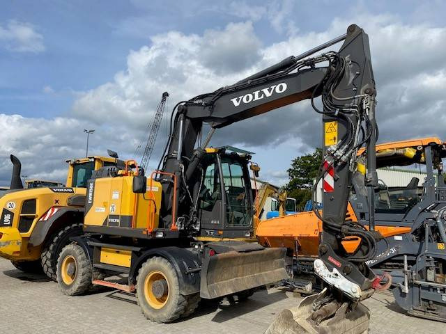 Volvo EWR 150 E MIETE / RENTAL (12001017) - Wheel excavator: picture 1 Volvo EWR 150 E MIETE / RENTAL (12001017) - Wheel excavator: picture 1