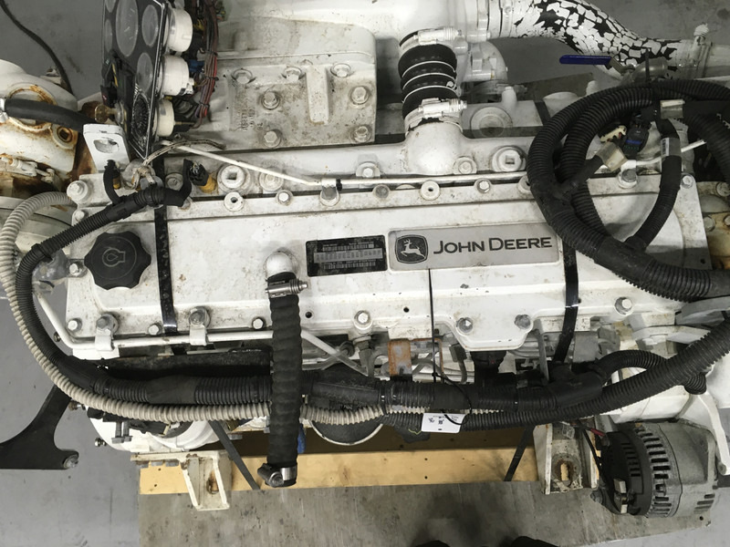 John Deere 6090SFM75 USED - Construction machinery: picture 5 John Deere 6090SFM75 USED - Construction machinery: picture 5