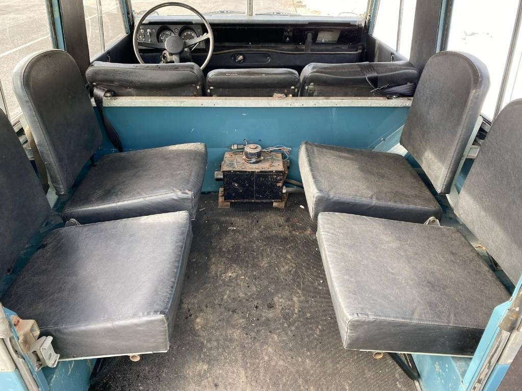 Station wagon Land Rover Regular Station Wagon: picture 18