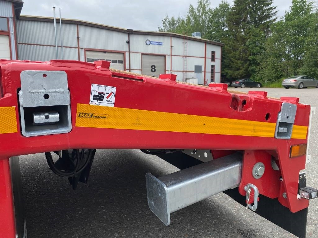 Faymonville Max Trailer, Max100 4AU - Low loader semi-trailer: picture 4 Faymonville Max Trailer, Max100 4AU - Low loader semi-trailer: picture 4