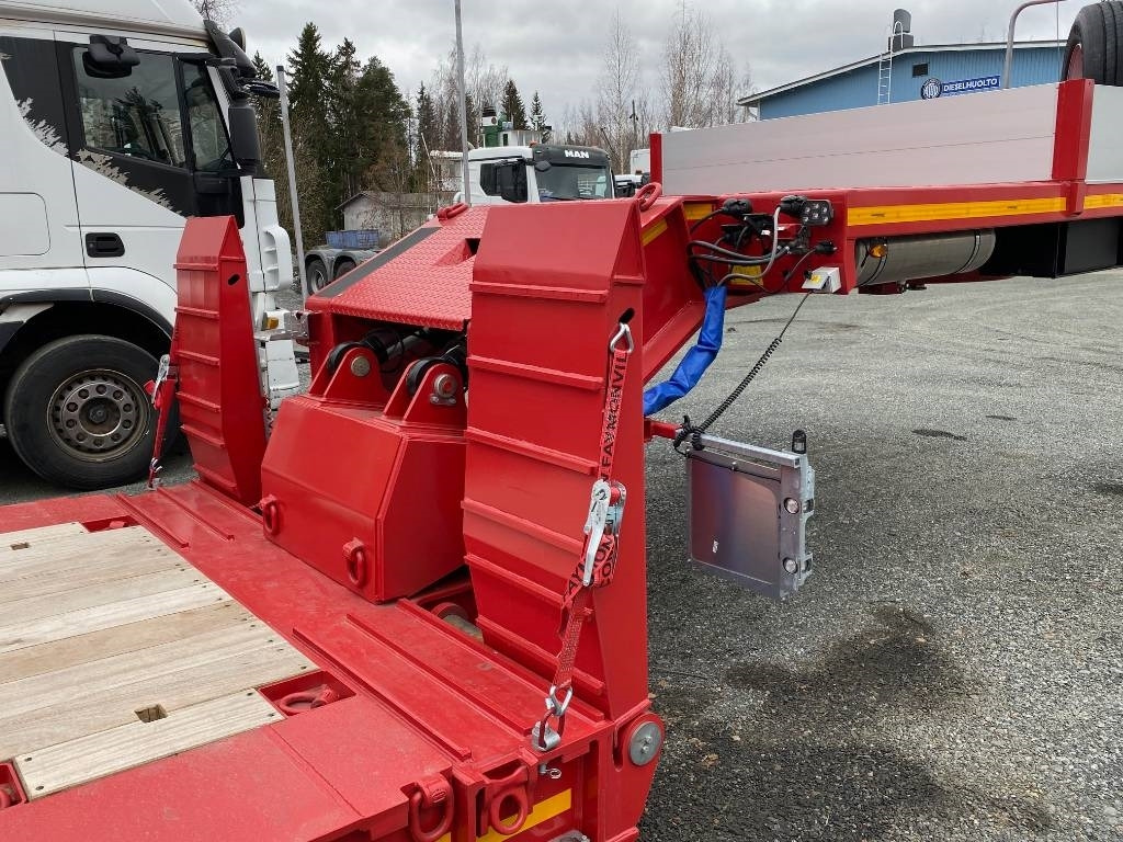 Faymonville Megamax - Low loader semi-trailer: picture 5 Faymonville Megamax - Low loader semi-trailer: picture 5