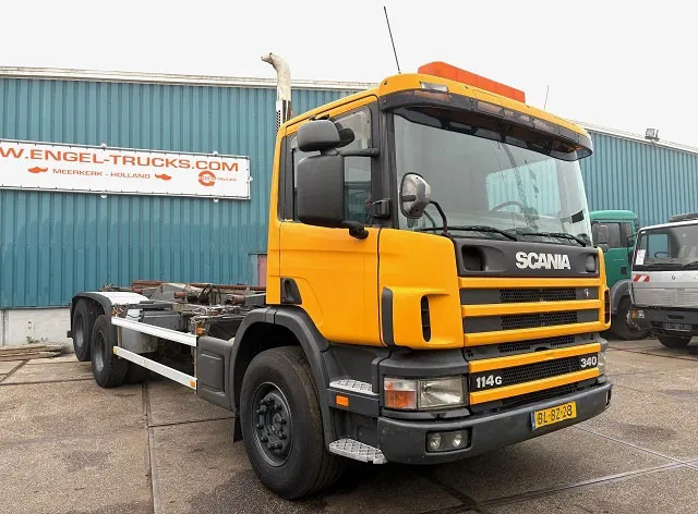 Scania P114-340 6x2 WITH MULTILIFT CONTAINERSYSTEM ONLY 80.500 KM!! ORIGINAL (10 TIRES / FULL STEEL SUSPENSION / 12 GEARS MANUAL GEARBO - Container transporter/ Swap body truck: picture 2 Scania P114-340 6x2 WITH MULTILIFT CONTAINERSYSTEM ONLY 80.500 KM!! ORIGINAL (10 TIRES / FULL STEEL SUSPENSION / 12 GEARS MANUAL GEARBO - Container transporter/ Swap body truck: picture 2