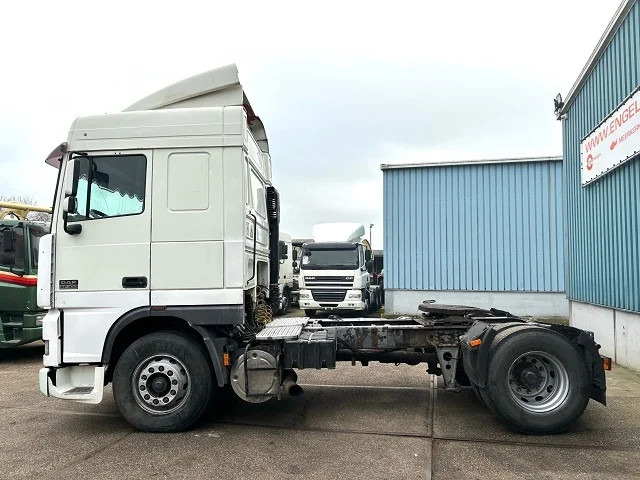 DAF 95.380 XF SPACECAB (EURO 2 (MECHANICAL PUMP & INJECTORS) / ZF16 MANUAL GEARBOX / AIRCONDITIONING) - Tractor unit: picture 5 DAF 95.380 XF SPACECAB (EURO 2 (MECHANICAL PUMP & INJECTORS) / ZF16 MANUAL GEARBOX / AIRCONDITIONING) - Tractor unit: picture 5