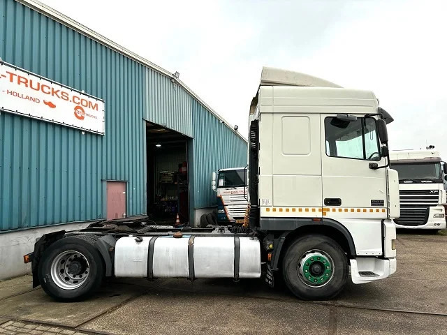 DAF 95.430 XF SPACECAB (EURO 2 / ZF16 MANUAL GEARBOX / ZF-INTARDER / AIRCONDITIONING) - Tractor unit: picture 5 DAF 95.430 XF SPACECAB (EURO 2 / ZF16 MANUAL GEARBOX / ZF-INTARDER / AIRCONDITIONING) - Tractor unit: picture 5