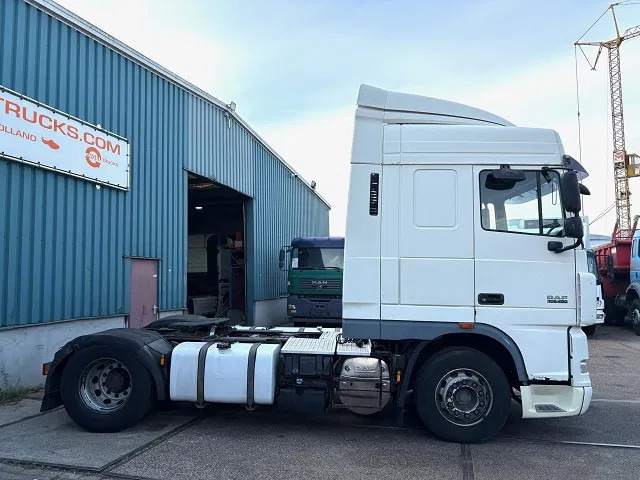 DAF XF 105.460 SPACECAB (ZF-MANUAL GEARBOX / 2x DIESELTANK / MX-ENGINE BRAKE / AIRCONDITIONING / FRIDGE / ETC.) - Tractor unit: picture 3 DAF XF 105.460 SPACECAB (ZF-MANUAL GEARBOX / 2x DIESELTANK / MX-ENGINE BRAKE / AIRCONDITIONING / FRIDGE / ETC.) - Tractor unit: picture 3