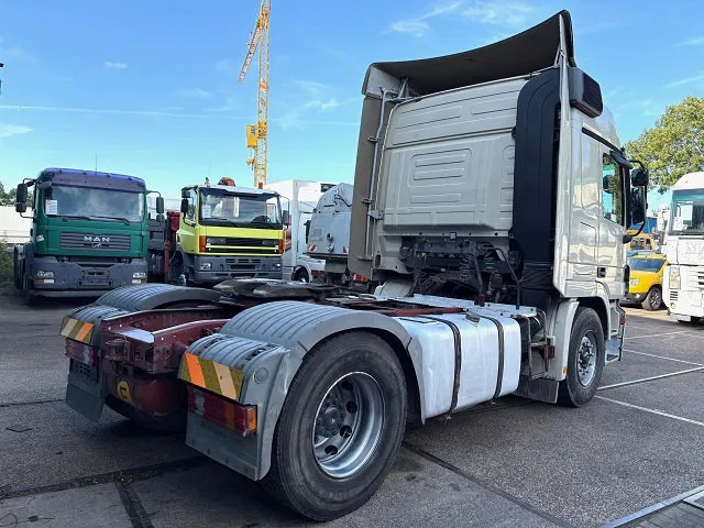Mercedes-Benz Actros 1846 LS (MP2) (EPS WITH CLUTCH (3 PEDALS) / RETARDER / AIRCONDITIONING / ETC) - Tractor unit: picture 3 Mercedes-Benz Actros 1846 LS (MP2) (EPS WITH CLUTCH (3 PEDALS) / RETARDER / AIRCONDITIONING / ETC) - Tractor unit: picture 3