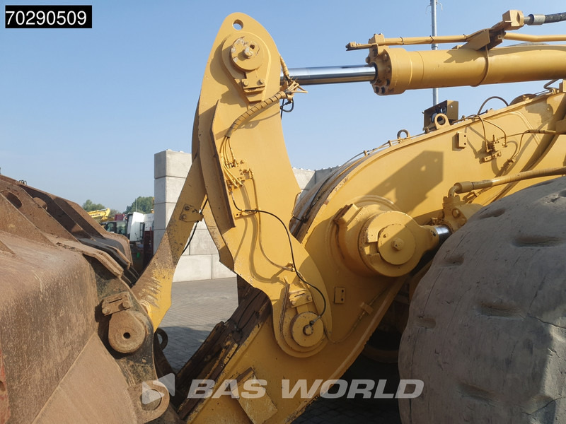 Wheel loader Caterpillar 988 G: picture 12