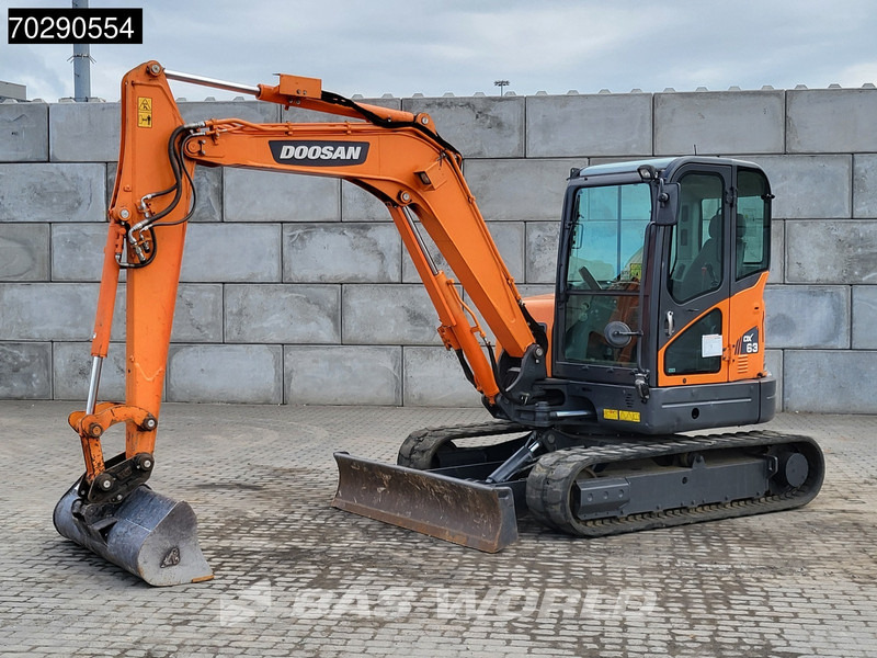 Doosan DX63-3 - Mini excavator: picture 2 Doosan DX63-3 - Mini excavator: picture 2