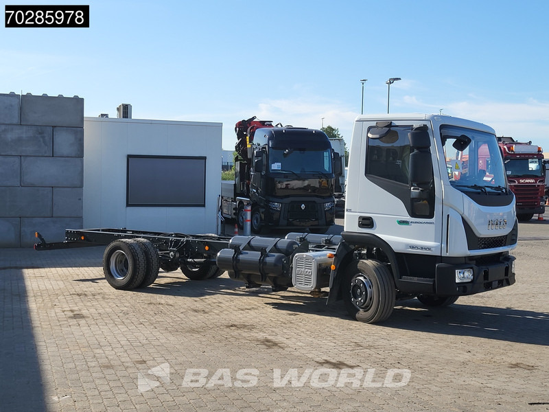 Iveco 120-210L 4X2 NEW 12tons chassis! CNG Engine TELMA Retarder Manual Euro 6 - Cab chassis truck: picture 3 Iveco 120-210L 4X2 NEW 12tons chassis! CNG Engine TELMA Retarder Manual Euro 6 - Cab chassis truck: picture 3