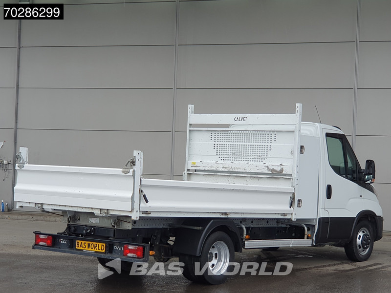 Iveco Daily 35C14 Open Laadbak met Kist Dubbellucht 3,5t Trekhaak Airco Cruise Euro6 Pritsche Pickup Open Box 2m3 A/C Towbar Cruise control - Flatbed van: picture 5 Iveco Daily 35C14 Open Laadbak met Kist Dubbellucht 3,5t Trekhaak Airco Cruise Euro6 Pritsche Pickup Open Box 2m3 A/C Towbar Cruise control - Flatbed van: picture 5