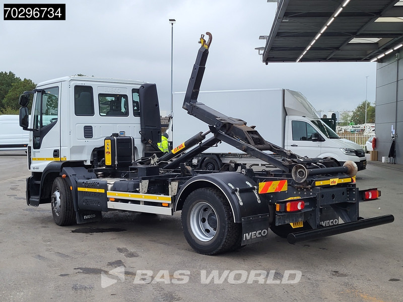 Iveco Eurocargo 120-220 4X2 12tonner HYVA 06-37-S Hooklift Manual ACC Euro 6 - Hook lift truck: picture 2 Iveco Eurocargo 120-220 4X2 12tonner HYVA 06-37-S Hooklift Manual ACC Euro 6 - Hook lift truck: picture 2