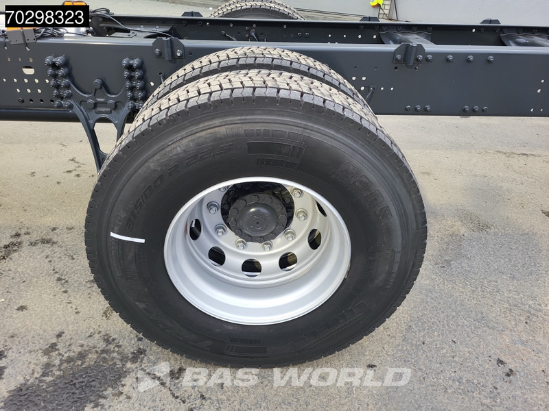 Cab chassis truck Iveco S-Way 420 4X2 NEW! Chassis, Automatic Standklima 2xTanks Euro 6: picture 16