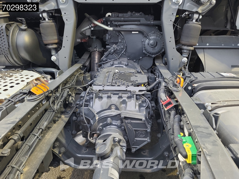 Cab chassis truck Iveco S-Way 420 4X2 NEW! Chassis, Automatic Standklima 2xTanks Euro 6: picture 11