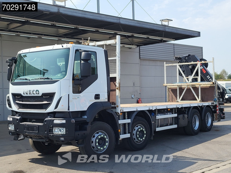 Dropside/ Flatbed truck, Crane truck Iveco Trakker 410 8X4 HIAB 211 EP-4 HIDUO Crane Steelsuspension Euro 6: picture 13 Dropside/ Flatbed truck, Crane truck Iveco Trakker 410 8X4 HIAB 211 EP-4 HIDUO Crane Steelsuspension Euro 6: picture 13