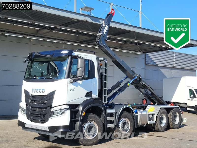 Iveco X-Way 480 8X4 NEW! 24tons JOAB containersystem Retarder Alcoa Big-Axle Navi LED Euro 6 - Hook lift truck: picture 1 Iveco X-Way 480 8X4 NEW! 24tons JOAB containersystem Retarder Alcoa Big-Axle Navi LED Euro 6 - Hook lift truck: picture 1