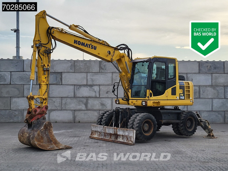 Wheel excavator Komatsu PW148 -8: picture 1