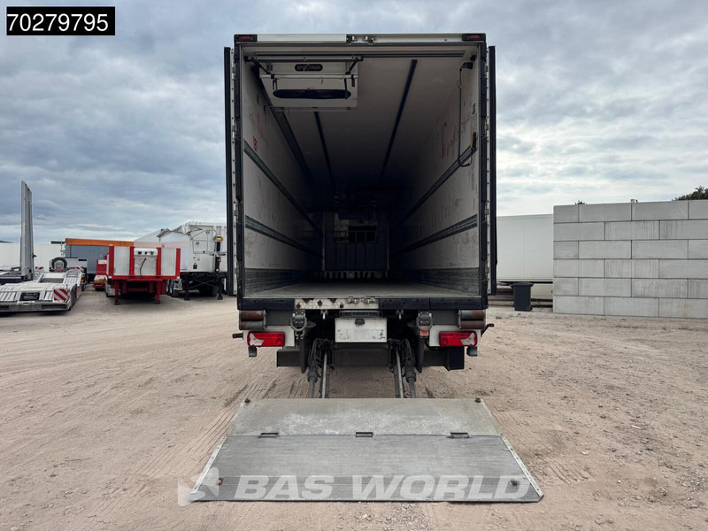 Refrigerator semi-trailer LAMBERET SR2B-5T8-1B 3 axles Thermo King Ladebordwand Doppelverdampfer: picture 9