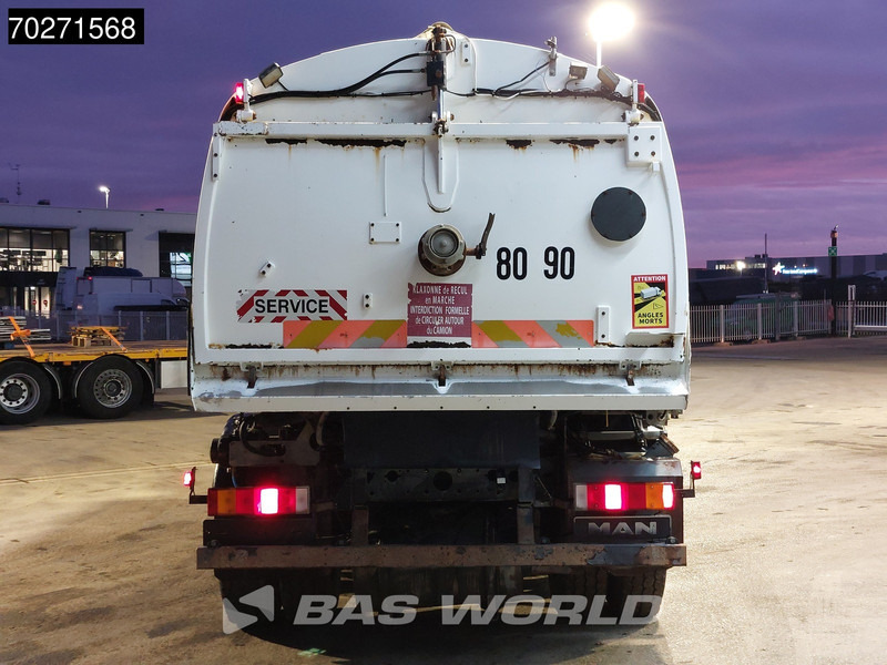 Leasing of MAN LE 15.250 4X2 Eurovoirie Sweeper Manual Steelsuspension Euro 3 MAN LE 15.250 4X2 Eurovoirie Sweeper Manual Steelsuspension Euro 3: picture 11