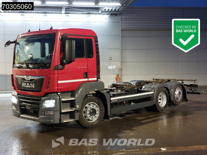 MAN TGS 26.320 TGS 6X2 ADR BDF Lift+Steering Axle Automatic Euro 6 - Container transporter/ Swap body truck: picture 1 MAN TGS 26.320 TGS 6X2 ADR BDF Lift+Steering Axle Automatic Euro 6 - Container transporter/ Swap body truck: picture 1