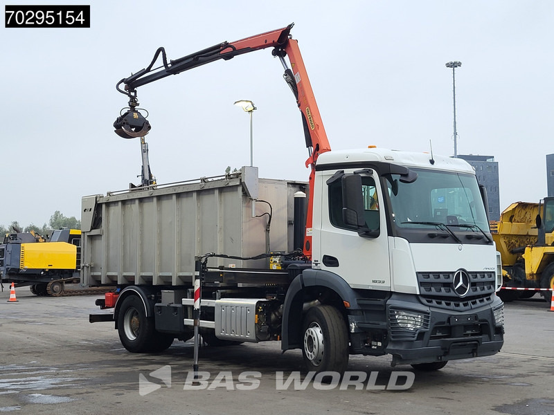Mercedes-Benz Actros 1833 4X2 Palfinger PK7.501 SLD Kran Crane 17m3 tipper Big-Axle Euro 6 - Tipper, Crane truck: picture 3 Mercedes-Benz Actros 1833 4X2 Palfinger PK7.501 SLD Kran Crane 17m3 tipper Big-Axle Euro 6 - Tipper, Crane truck: picture 3