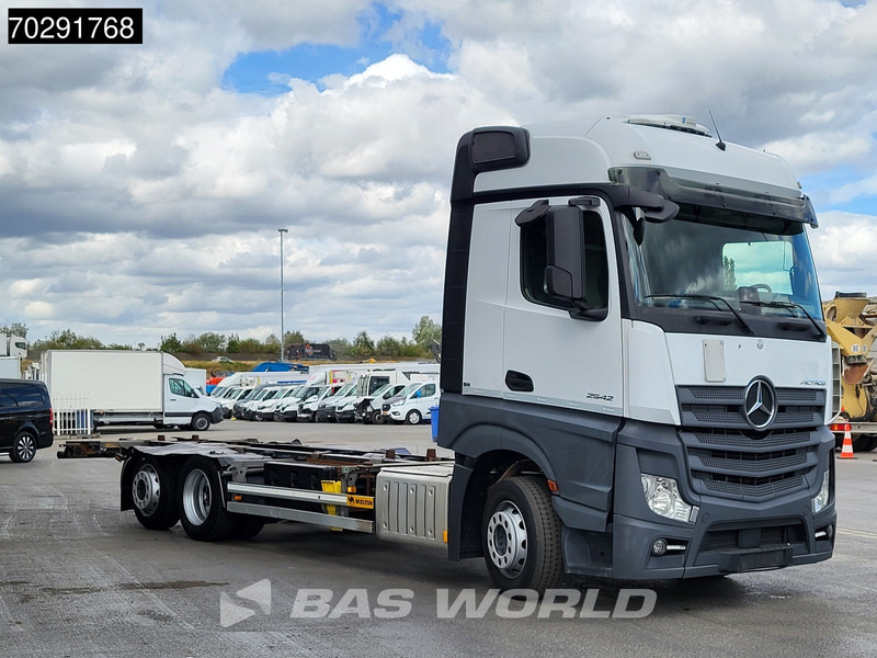 Mercedes-Benz Actros 2542 Actros 6X2 BDF Full air suspension BigSpace Standklima Automatic Euro 6 - Container transporter/ Swap body truck: picture 3 Mercedes-Benz Actros 2542 Actros 6X2 BDF Full air suspension BigSpace Standklima Automatic Euro 6 - Container transporter/ Swap body truck: picture 3