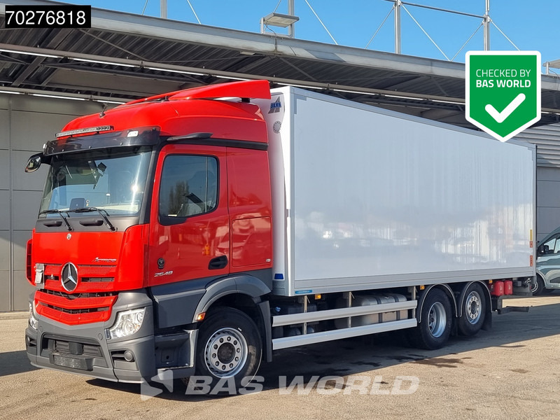 Mercedes-Benz Actros 2548 6X2 107.570 Kms! Full Air Mirror Cams Retarder Euro 6 Xenon - Box truck: picture 1 Mercedes-Benz Actros 2548 6X2 107.570 Kms! Full Air Mirror Cams Retarder Euro 6 Xenon - Box truck: picture 1