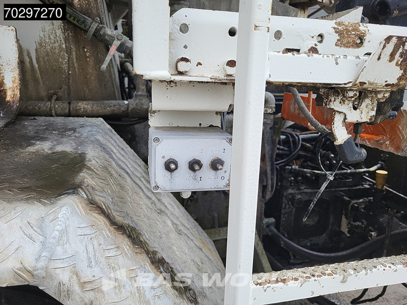 Leasing of Mercedes-Benz Actros 3241 8X4 Putzmeister TMM 21-3 Mixer Big-Axle Steelsuspension Automatic Euro 4 Mercedes-Benz Actros 3241 8X4 Putzmeister TMM 21-3 Mixer Big-Axle Steelsuspension Automatic Euro 4: picture 16 Leasing of Mercedes-Benz Actros 3241 8X4 Putzmeister TMM 21-3 Mixer Big-Axle Steelsuspension Automatic Euro 4 Mercedes-Benz Actros 3241 8X4 Putzmeister TMM 21-3 Mixer Big-Axle Steelsuspension Automatic Euro 4: picture 16