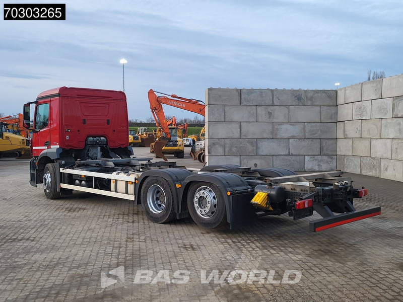 Mercedes-Benz Antos 2533 Antos 6X2 BDF ADR Full Air Suspension Lift+Steering Axle Automatic Euro 6 - Container transporter/ Swap body truck: picture 2 Mercedes-Benz Antos 2533 Antos 6X2 BDF ADR Full Air Suspension Lift+Steering Axle Automatic Euro 6 - Container transporter/ Swap body truck: picture 2