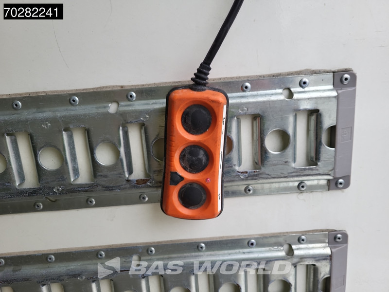 Refrigerator truck Mercedes-Benz Atego 1324 Atego 4X2 Thermo King T-1200R 1500kg Ladebordwand Automatic Euro 6: picture 10