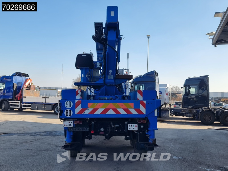 Mercedes-Benz Unimog 6X6 Unimog Engin EGI TP 226 hubarbeitsbühne Manual Euro 2 - Crane truck: picture 5 Mercedes-Benz Unimog 6X6 Unimog Engin EGI TP 226 hubarbeitsbühne Manual Euro 2 - Crane truck: picture 5