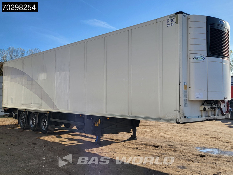 Schmitz Cargobull Carrier Vector 1550 Select 3 axles TUV 10/26 Tailgate Lifting Axle - Refrigerator semi-trailer: picture 3 Schmitz Cargobull Carrier Vector 1550 Select 3 axles TUV 10/26 Tailgate Lifting Axle - Refrigerator semi-trailer: picture 3