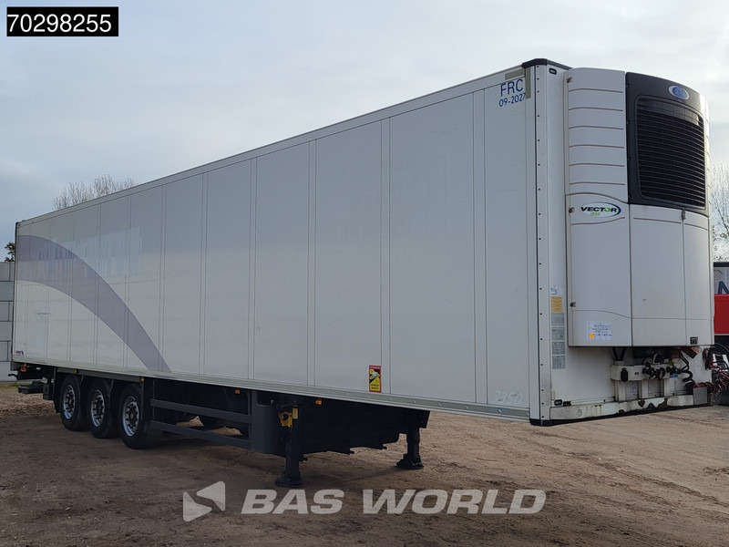 Schmitz Cargobull Carrier Vector 1550 Select 3 axles TUV 10/26 Tailgate Lifting Axle - Refrigerator semi-trailer: picture 3 Schmitz Cargobull Carrier Vector 1550 Select 3 axles TUV 10/26 Tailgate Lifting Axle - Refrigerator semi-trailer: picture 3