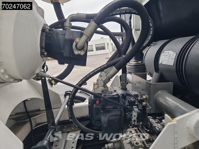 Concrete mixer truck Sitrak G5 350 8X4 8m3 Liebherr mixer Manual Steel Suspension: picture 10 Concrete mixer truck Sitrak G5 350 8X4 8m3 Liebherr mixer Manual Steel Suspension: picture 10