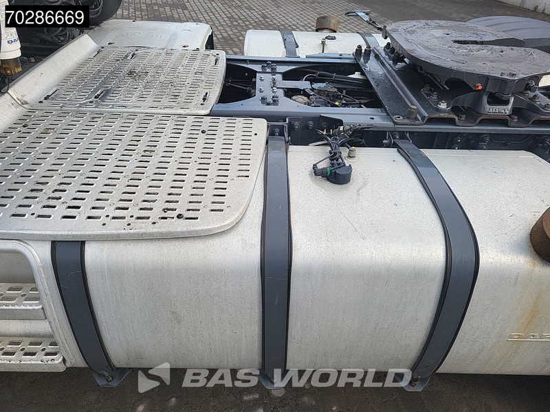 Tractor unit DAF XF 480 4X2 SSC 2x Tanks Standklima ACC: picture 11