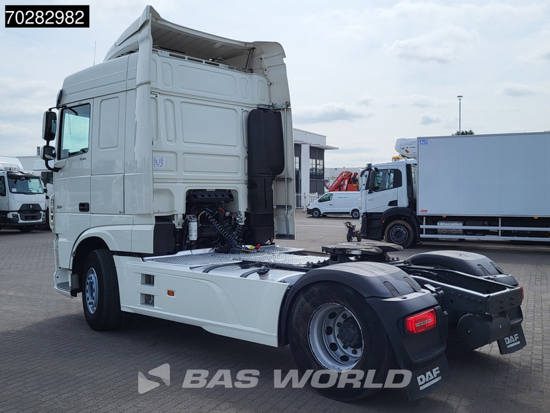 DAF XF 530 4X2 SC Retarder ADR Standklima Euro 6 - Tractor unit: picture 2 DAF XF 530 4X2 SC Retarder ADR Standklima Euro 6 - Tractor unit: picture 2