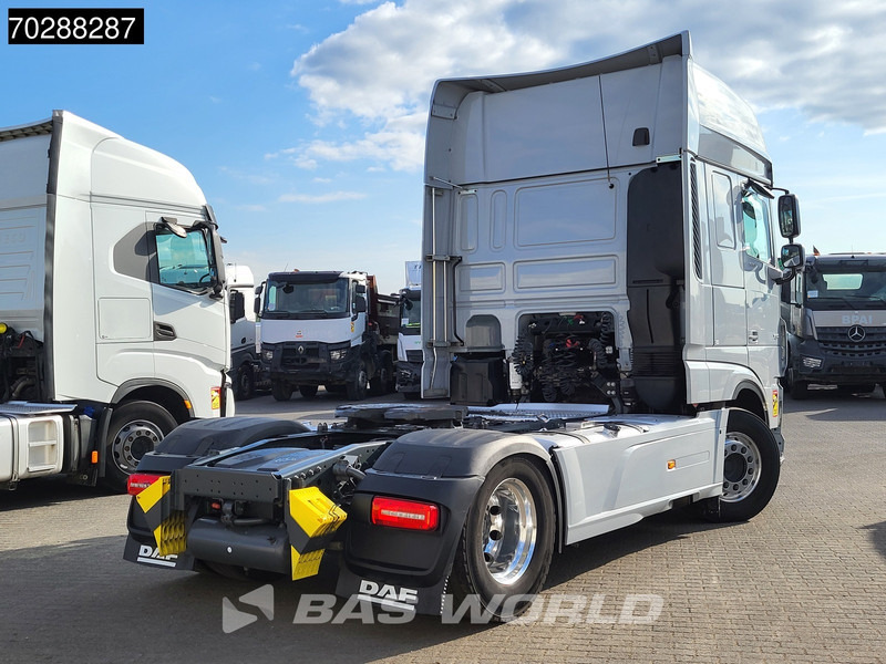 DAF XF 530 4X2 SSC ADR Standklima ACC 2x Tanks Navi Euro 6 - Tractor unit: picture 5 DAF XF 530 4X2 SSC ADR Standklima ACC 2x Tanks Navi Euro 6 - Tractor unit: picture 5