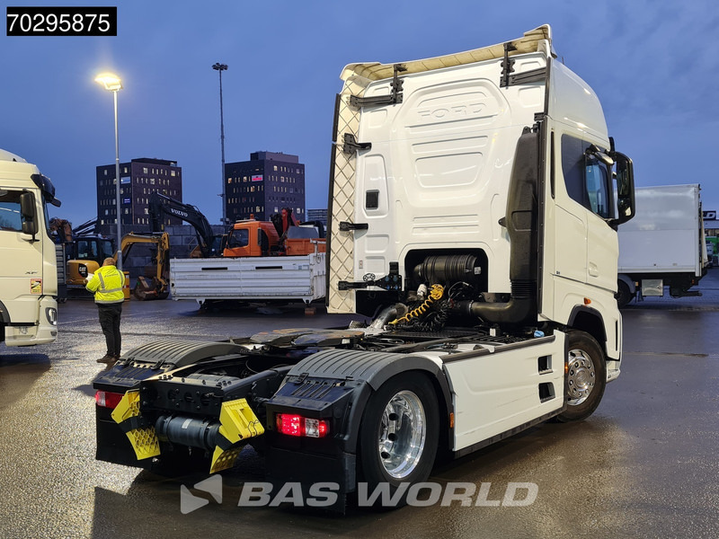 Ford F-Max 500 4X2 Retarder 2x Tanks Standklima Euro 6 - Tractor unit: picture 5 Ford F-Max 500 4X2 Retarder 2x Tanks Standklima Euro 6 - Tractor unit: picture 5