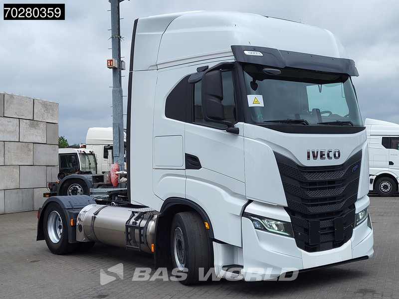 Iveco S-Way 460 4X2 LNG! Retarder 2x Tanks LED Euro 6 - Tractor unit: picture 3 Iveco S-Way 460 4X2 LNG! Retarder 2x Tanks LED Euro 6 - Tractor unit: picture 3