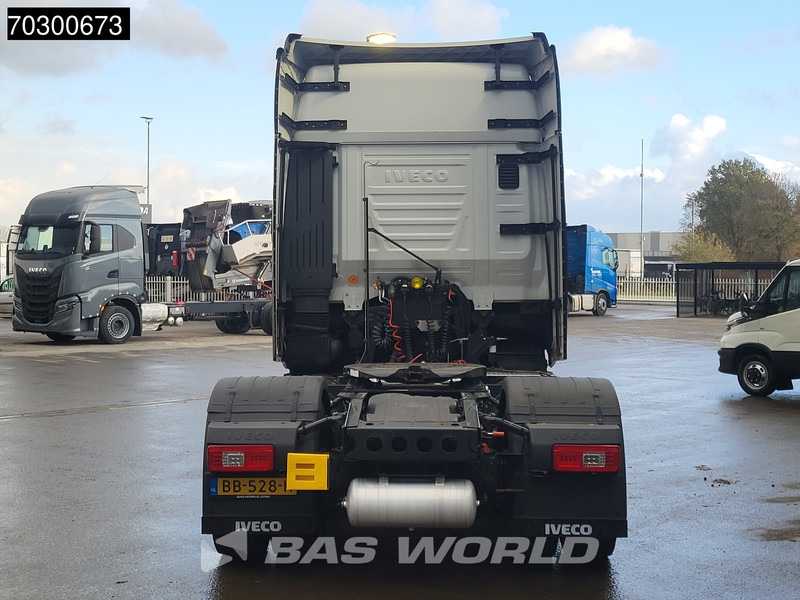 Iveco S-Way NP 460 4X2 LNG! Retarder Standairco 2xTanks Navi LED Euro 6 - Tractor unit: picture 5 Iveco S-Way NP 460 4X2 LNG! Retarder Standairco 2xTanks Navi LED Euro 6 - Tractor unit: picture 5