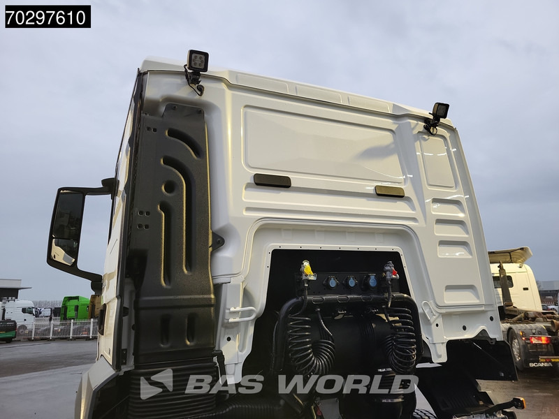 Tractor unit MAN TGS 33.440 6X4 NEW! TN Manual Full-Steel Big-Axle Drumbrakes Euro 2: picture 9 Tractor unit MAN TGS 33.440 6X4 NEW! TN Manual Full-Steel Big-Axle Drumbrakes Euro 2: picture 9