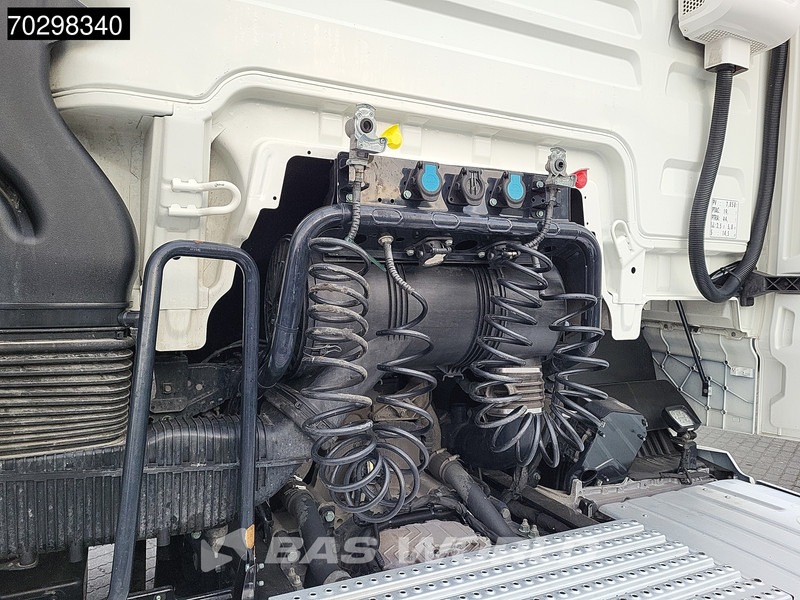 Tractor unit MAN TGX 18.470 4X2 GM Retarder 2xTanks Standklima Euro 6: picture 6
