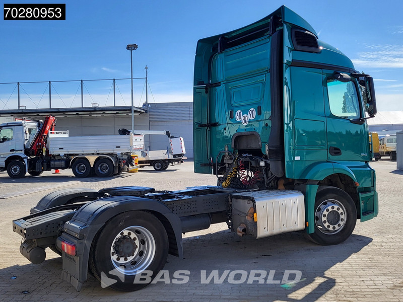 Mercedes-Benz Actros 1843 Actros 4X2 StreamSpace Euro 6 - Tractor unit: picture 5 Mercedes-Benz Actros 1843 Actros 4X2 StreamSpace Euro 6 - Tractor unit: picture 5