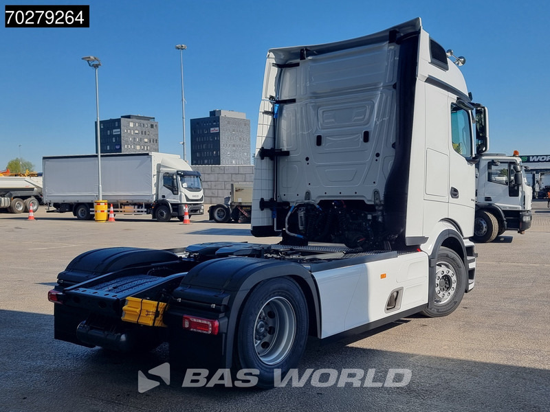 Mercedes-Benz Actros 1848 Actros 4X2 NEW! ProCabin-Big 2x Tanks Standklima Navi SmartTacho2 - Tractor unit: picture 5 Mercedes-Benz Actros 1848 Actros 4X2 NEW! ProCabin-Big 2x Tanks Standklima Navi SmartTacho2 - Tractor unit: picture 5