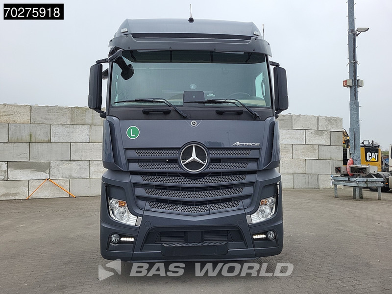 Tractor unit Mercedes-Benz Actros 1851 4X2 BigSpace 2x Tanks: picture 6