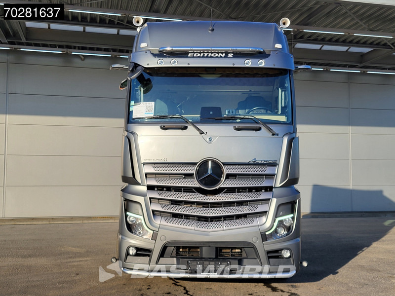 Mercedes-Benz Actros 2163 4X2 Edition 2! GigaSpace Retarder Full-Air Hydraulik - Tractor unit: picture 2 Mercedes-Benz Actros 2163 4X2 Edition 2! GigaSpace Retarder Full-Air Hydraulik - Tractor unit: picture 2