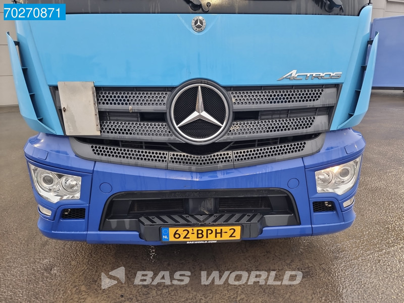 Tractor unit Mercedes-Benz Actros 2540 Actros 6X2 StreamSpace MP5 Lenkachse: picture 13