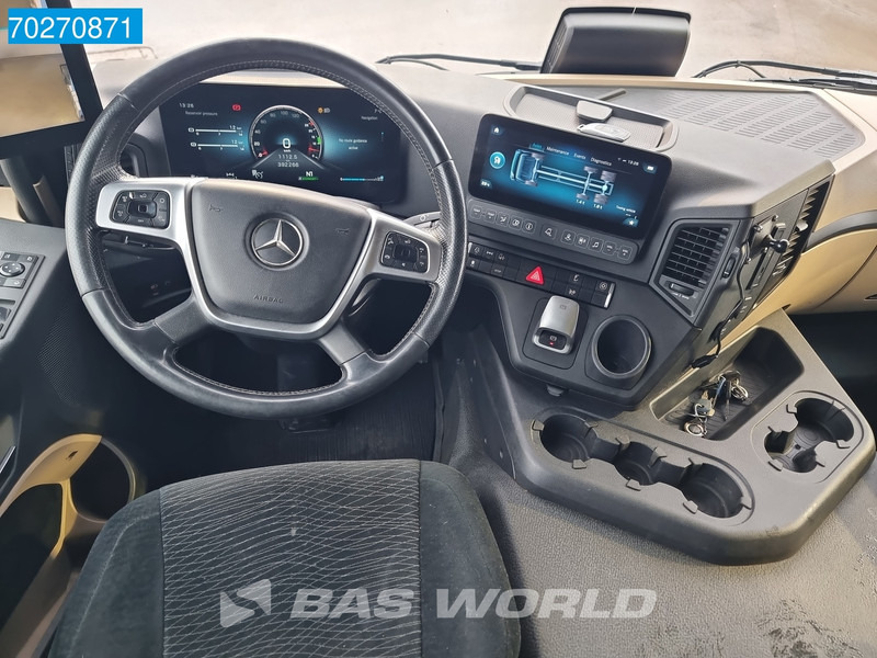 Tractor unit Mercedes-Benz Actros 2540 Actros 6X2 StreamSpace MP5 Lenkachse: picture 15
