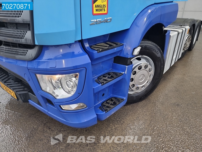 Tractor unit Mercedes-Benz Actros 2540 Actros 6X2 StreamSpace MP5 Lenkachse: picture 12