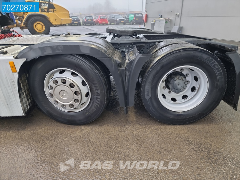 Tractor unit Mercedes-Benz Actros 2540 Actros 6X2 StreamSpace MP5 Lenkachse: picture 9