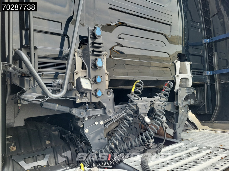 Scania S450 4X2 Retarder 2x Tanks ACC Euro 6 - Tractor unit: picture 5 Scania S450 4X2 Retarder 2x Tanks ACC Euro 6 - Tractor unit: picture 5